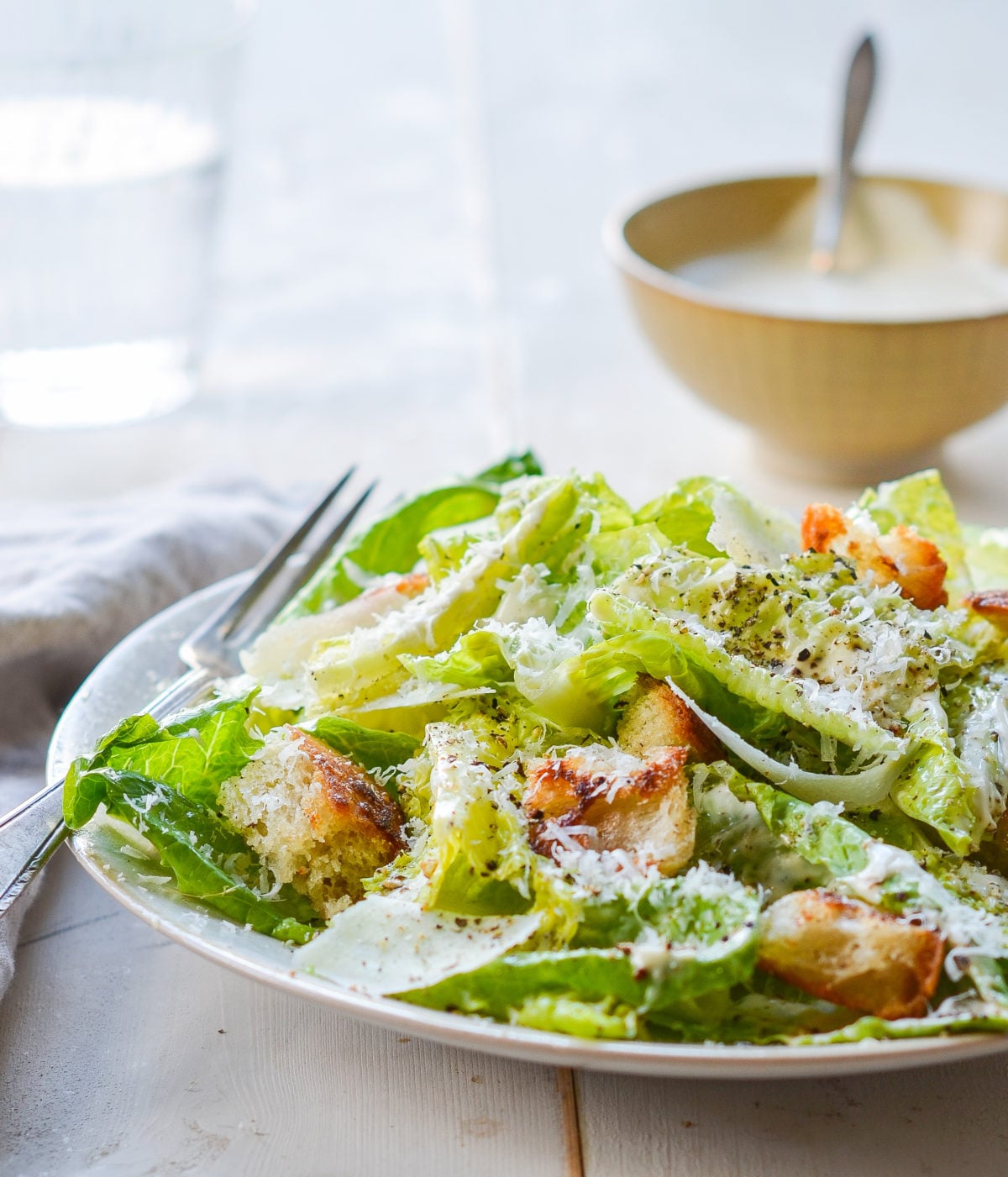 Master Homemade Caesar Dressing: Blender, Whisk, & Immersion Tips